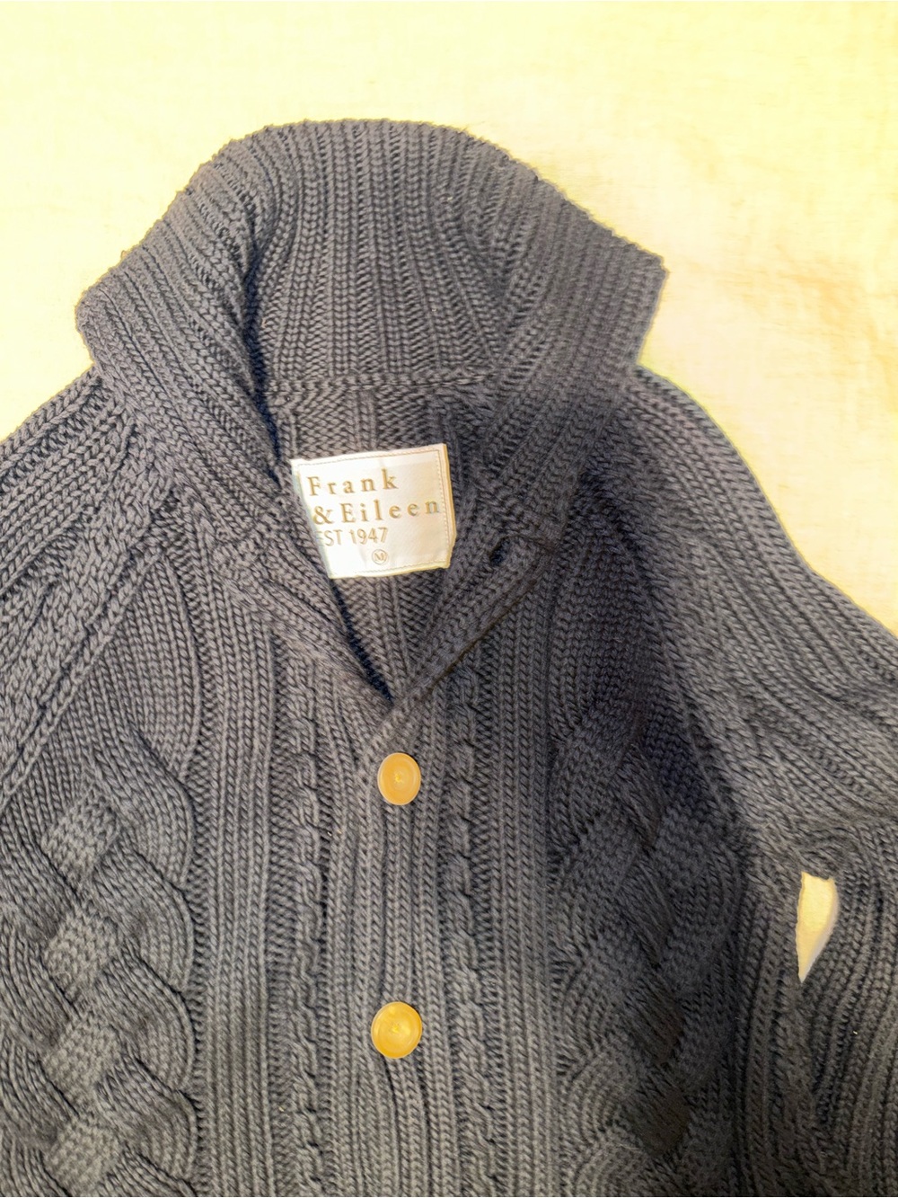 $598 Frank & Eileen Cable Knit Cotswold horn Button Cardigan in navy Blue - Picture 12 of 13